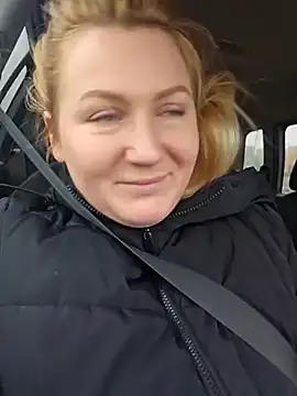 Snapshot of -Schweppes- chatting on 12/24/24, 08:00 -Schweppes- online show from 12/24/24, 08:00