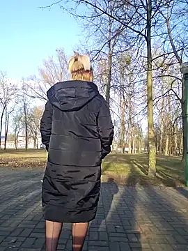 Snapshot of -Schweppes- chatting on 01/27/25, 09:44 -Schweppes- online show from 01/27/25, 09:44