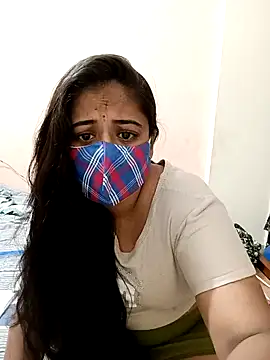 DIZZLING DIVA online show from 12/25/24, 09:22