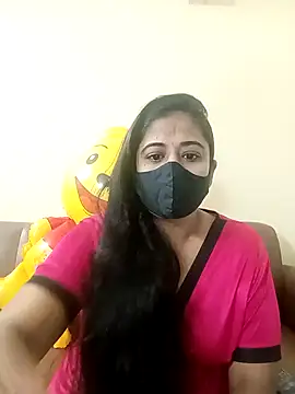 DIZZLING DIVA online show from 12/30/24, 11:15