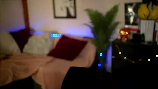 Bellis Perenis online show from 12/20/25, 06:15