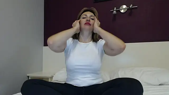 Mallinia online show from 02/01/25, 06:40