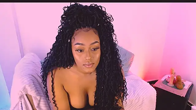 Emily Williams12 online show from 09/30/25, 01:21