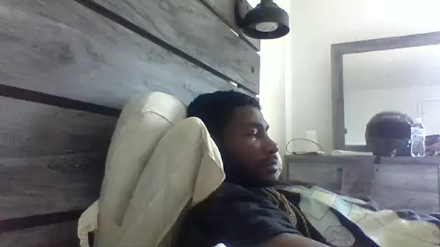 Snapshot of Mcoleman4642 chatting on 09/14/25, 06:40 Mcoleman4642 online show from 09/14/25, 06:40