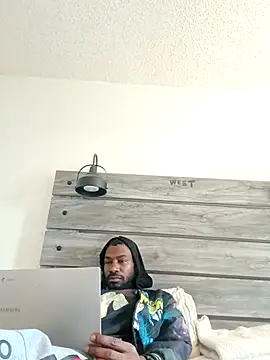 Snapshot of Mcoleman4642 chatting on 11/01/25, 05:26 Mcoleman4642 online show from 11/01/25, 05:26