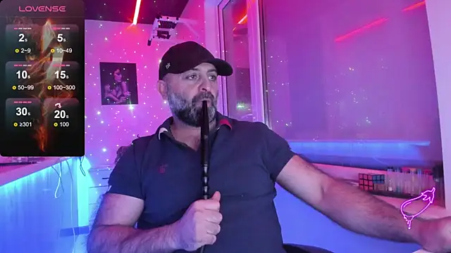 MAGABEAR077 online show from 12/15/25, 09:13