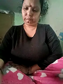 Kavya kapoor online show from 02/15/26, 02:41