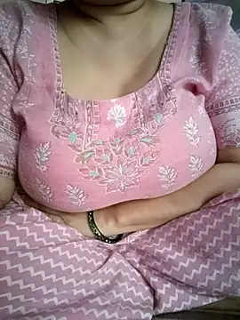 Kavya kapoor online show from 02/18/26, 12:12