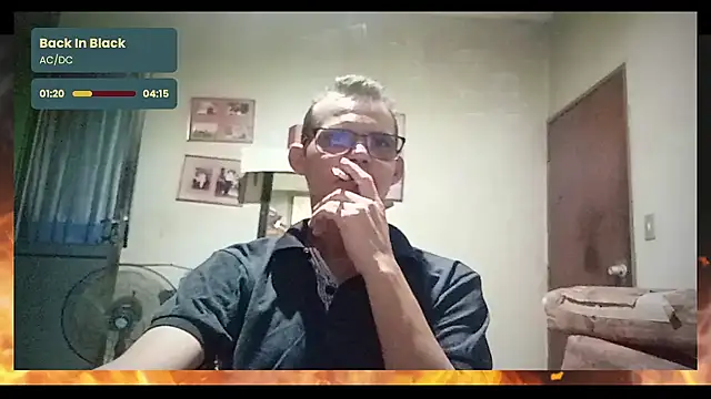 Snapshot of Aj_love22 chatting on 01/01/25, 02:41 Aj love22 online show from 01/01/25, 02:41