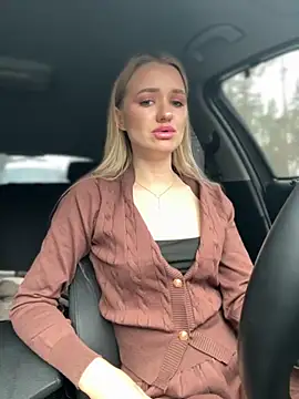 Devill Angel  online show from 10/27/25, 11:03