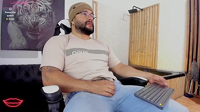 Luke  09 online show from 02/24/25, 11:54