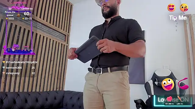 Luke  09 online show from 03/18/25, 03:31