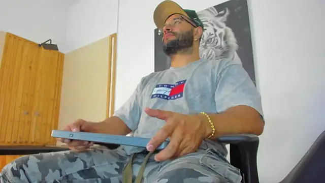 Luke  09 online show from 10/04/25, 11:41