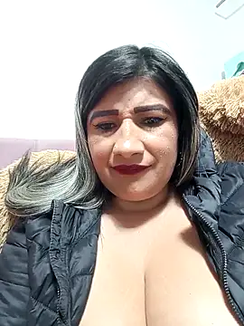 Hannahcandyy online show from 03/19/26, 12:36