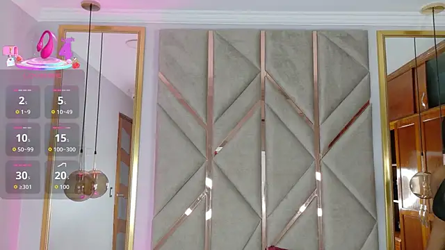 Lola King online show from 10/08/25, 09:34