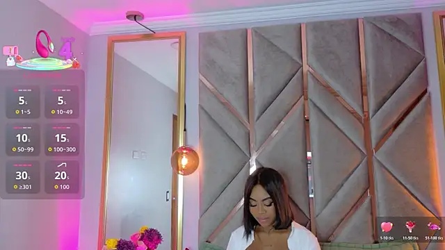 Lola King online show from 11/19/25, 03:28