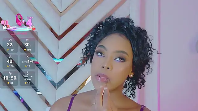 Lola King online show from 05/25/26, 04:40