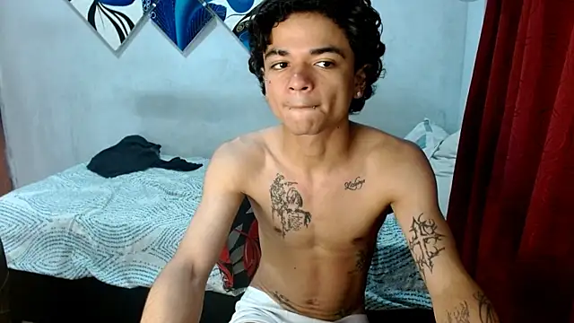 Lovebeng  online show from 11/17/25, 04:18