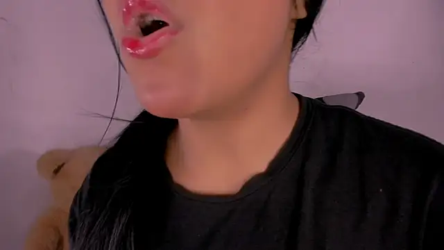 veky saliva01 online show from 01/11/26, 10:31