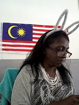 mamakarma1403 online show from 11/03/25, 04:25