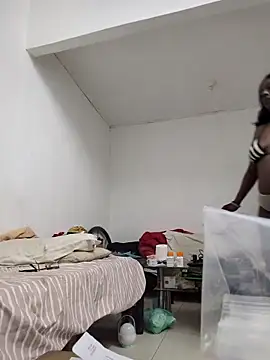 mamakarma1403 online show from 02/14/26, 11:56