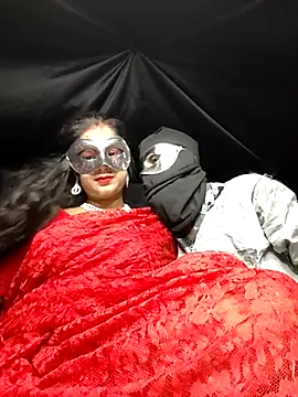 Hotty-priyanka online show from 09/17/25, 07:15