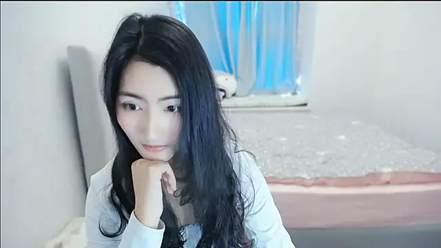 Snapshot of peggy-panda chatting on 03/28/26, 05:29 peggy-panda online show from 03/28/26, 05:29