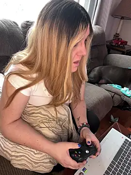 PuckBunny17 online show from 12/17/24, 05:58