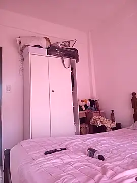 Loliluz 2095 online show from 03/12/26, 12:33