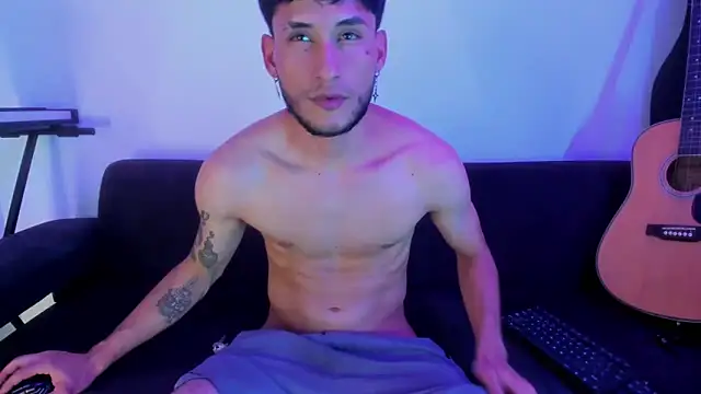 Henrikk senn online show from 12/01/25, 08:25