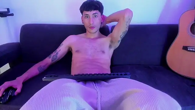 Henrikk senn online show from 01/09/26, 10:51