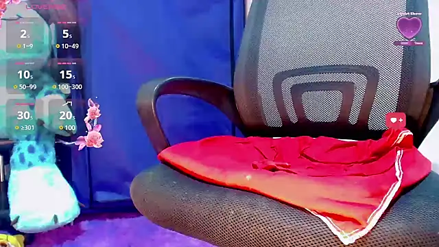 Snapshot of nicol_gill_ chatting on 01/09/25, 11:47 nicol gill online show from 01/09/25, 11:47