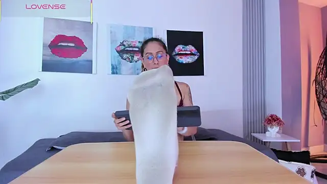 Angela donnato online show from 09/21/25, 03:30