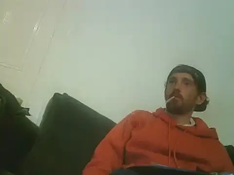 Snapshot of PocoLoco420 chatting on 06/16/26, 09:06 PocoLoco420 online show from 06/16/26, 09:06