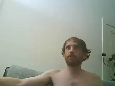 Snapshot of PocoLoco420 chatting on 06/24/26, 12:31 PocoLoco420 online show from 06/24/26, 12:31