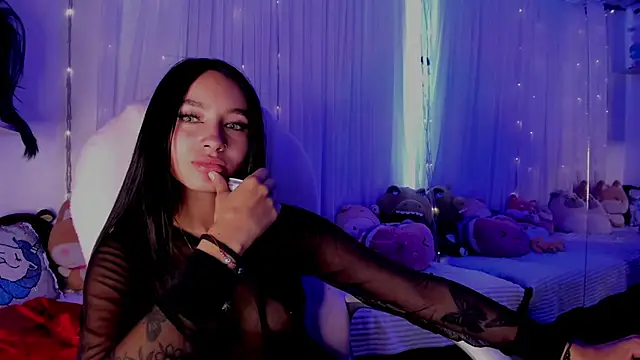 sophie ws online show from 12/24/24, 06:39