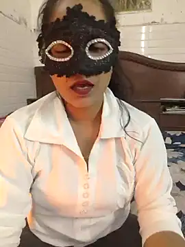 Snapshot of Nehubhabhi26 chatting on 02/10/25, 07:04 Nehubhabhi26 online show from 02/10/25, 07:04