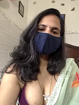Snapshot of Nehubhabhi26 chatting on 09/15/25, 04:34 Nehubhabhi26 online show from 09/15/25, 04:34