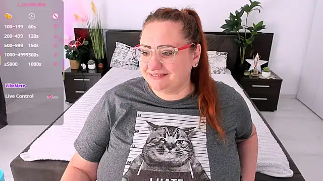 lovely adelle online show from 07/31/26, 10:03