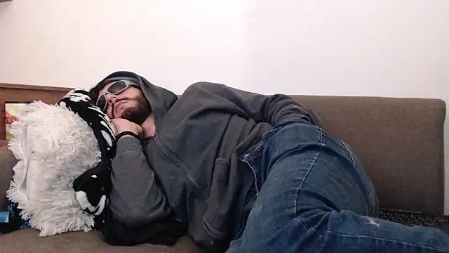 thomas gun online show from 02/08/26, 04:05