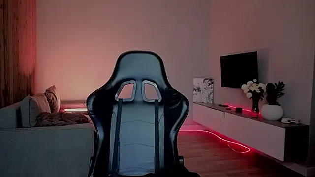 RileyMee online show from 01/13/26, 03:12