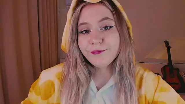 Snapshot of Diana_Flower chatting on 12/02/24, 09:35 Diana Flower online show from 12/02/24, 09:35