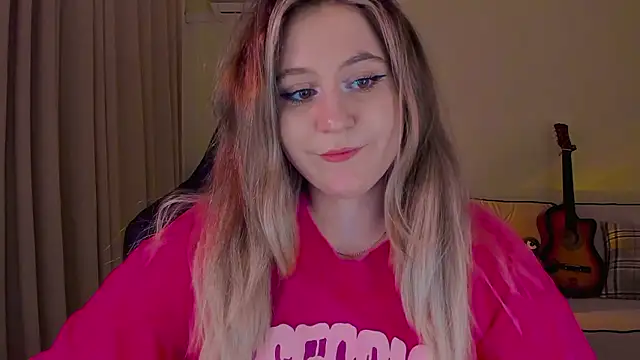 Snapshot of Diana_Flower chatting on 12/08/24, 02:09 Diana Flower online show from 12/08/24, 02:09