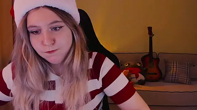 Snapshot of Diana_Flower chatting on 12/10/24, 10:28 Diana Flower online show from 12/10/24, 10:28