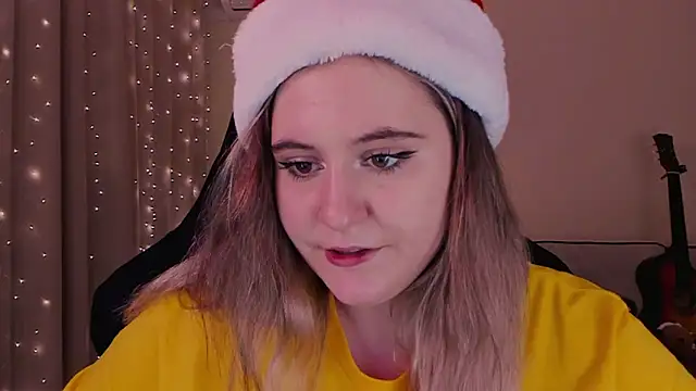 Snapshot of Diana_Flower chatting on 12/15/24, 12:49 Diana Flower online show from 12/15/24, 12:49