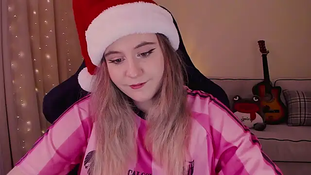 Snapshot of Diana_Flower chatting on 12/16/24, 09:14 Diana Flower online show from 12/16/24, 09:14