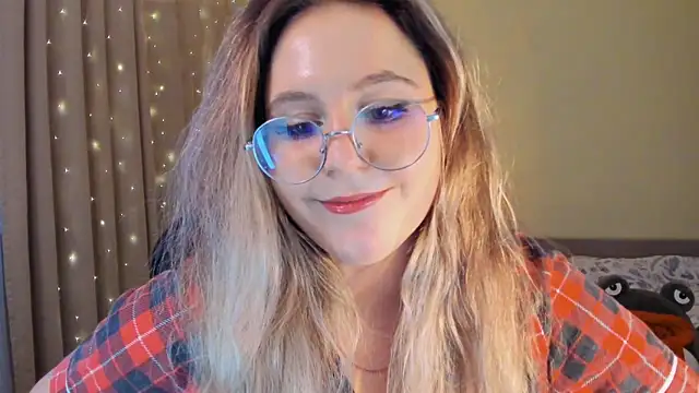 Snapshot of Diana_Flower chatting on 01/09/25, 12:09 Diana Flower online show from 01/09/25, 12:09