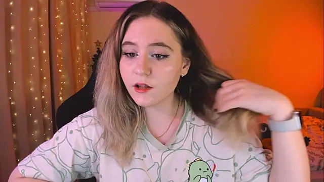 Snapshot of Diana_Flower chatting on 01/31/25, 09:59 Diana Flower online show from 01/31/25, 09:59