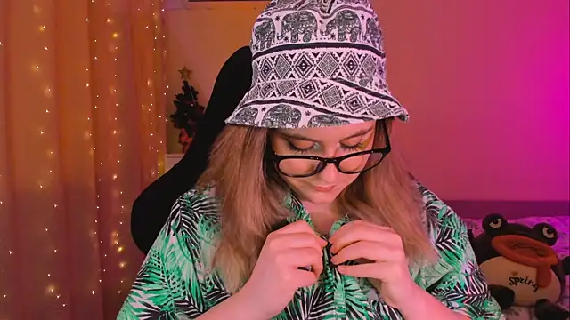 Snapshot of Diana_Flower chatting on 02/09/25, 09:47 Diana Flower online show from 02/09/25, 09:47