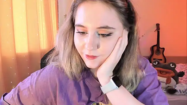 Snapshot of Diana_Flower chatting on 02/21/25, 01:11 Diana Flower online show from 02/21/25, 01:11